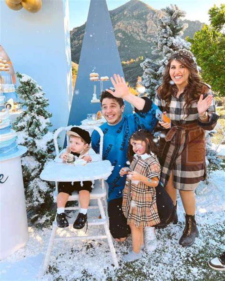 Amanda Berry (Other) - Age, Birthday, Bio, Facts, Family, Net Worth, Height & More |