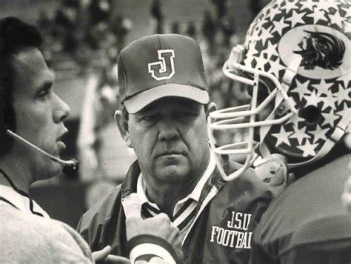 Bill Burgess Obituary-Death; Former Jacksonville State Football Coach Bill Burgess Passes Away A