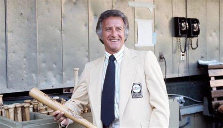 Bob Uecker | JadeVibe