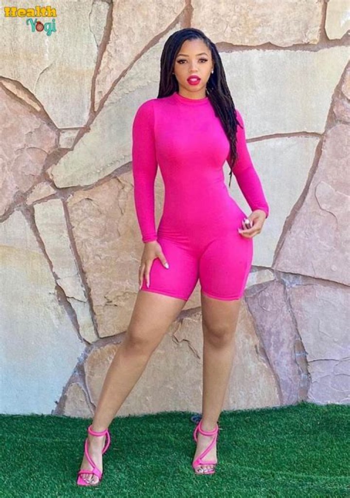 Chloe Bailey Weight