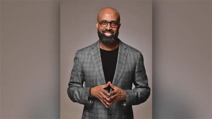 Chris Haynes Age, NBA Reporter Wife, Biography, Height, Net Worth, Salary