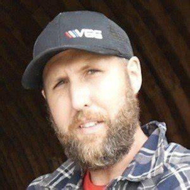 Derek Bieri (YouTube Star) - Age, Birthday, Bio, Facts, Family, Net Worth, Height & More