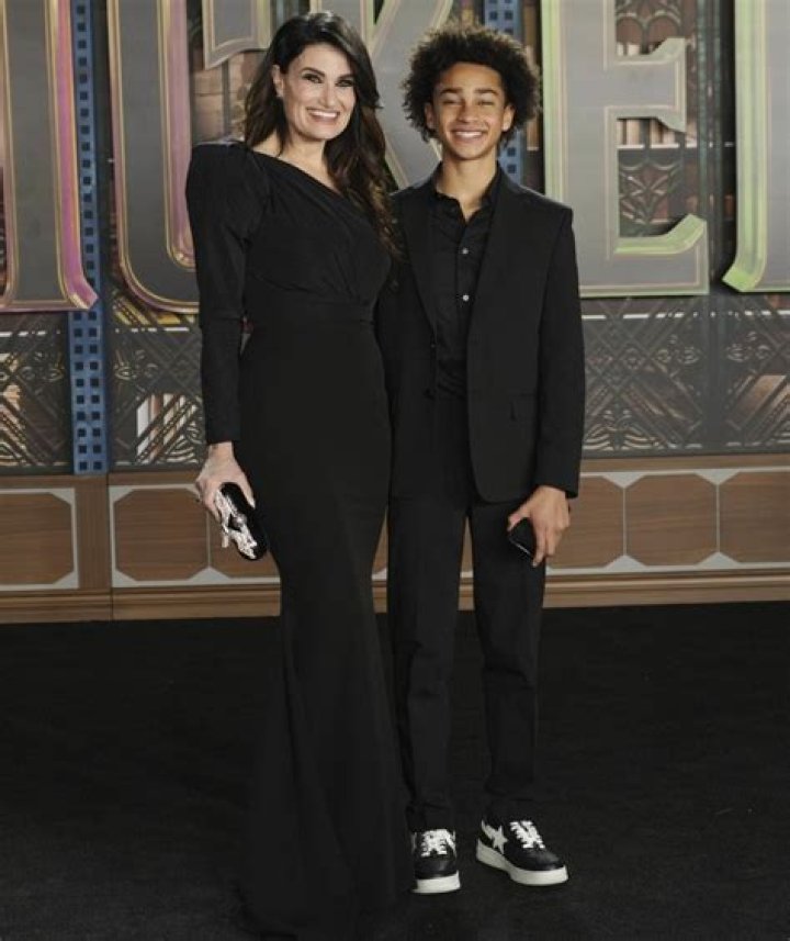 Is Aaron Lohr Jewish? Race, Ethnicity, Religion, Nationality and Net Worth Facts on Idina Menzel Husband |