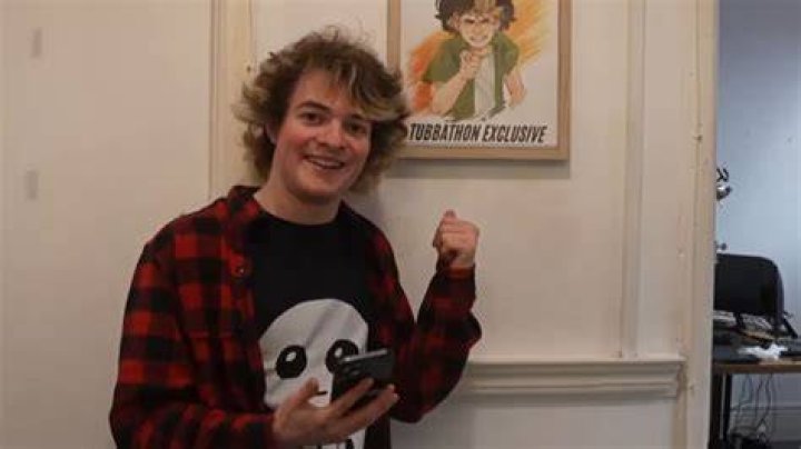 Is Tubbo Gay? Heres What He Has Said About It