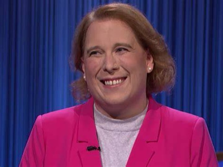 Jeopardy: Who Is Amy Schneider Girlfriend Kelly Anneken, Is She Married To Her Partner?