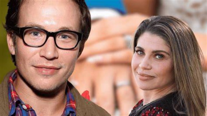 Jonathan Taylor Thomas Age, Height, Girlfriend, Children & Net Worth ·