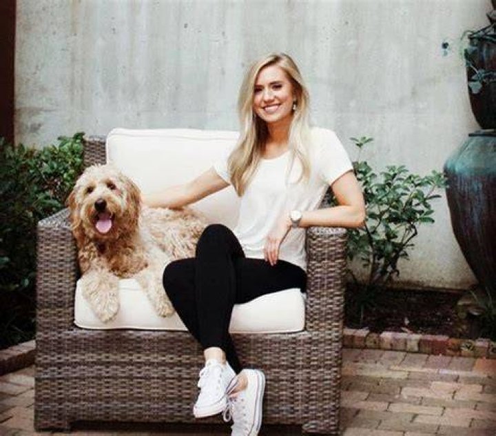 Lauren Burnham Net Worth |