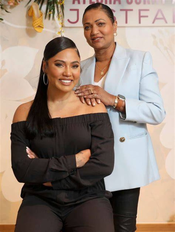 Meet Ayesha Currys Parents: Inside Her Family Life
