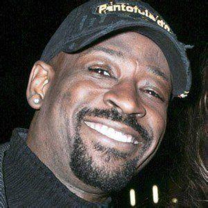 Michael McCary (R&B Singer) - Age, Birthday, Bio, Facts, Family, Net Worth, Height & More