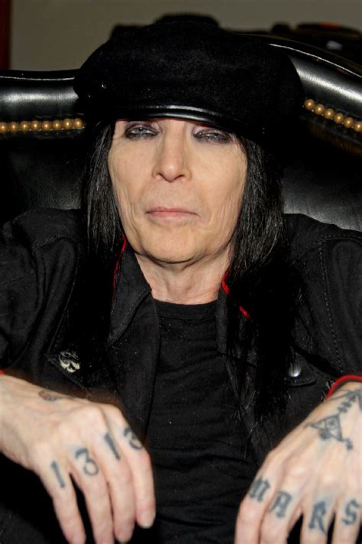 Mick Mars Net Worth - BeamVibe