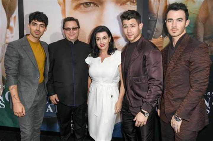 Paul Kevin Jonas Sr. | ZedVlog