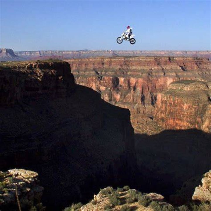 Robbie Knievel Bio, Wiki, Age, Height, Wife, Canyon Jump, Daredevil and Net Worth