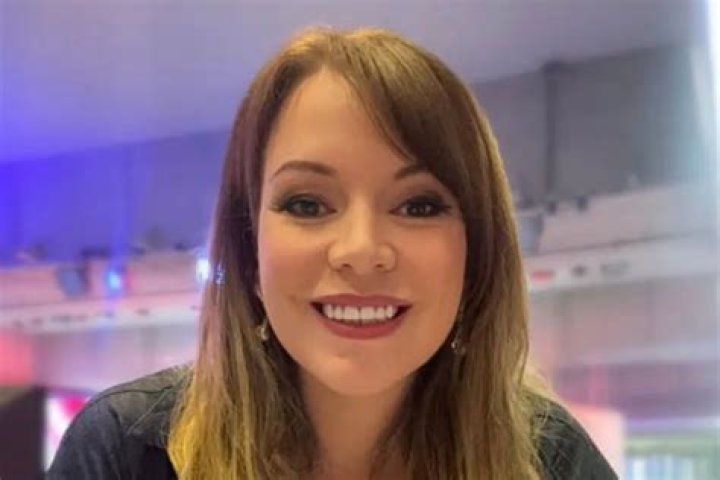 Valarie Pettiford Bottom Teeth Have Viewers Distracted
