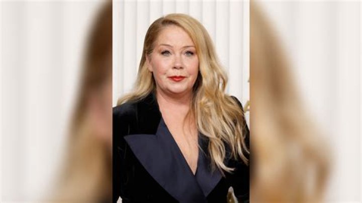 Who Holds Christina Applegate's Heart?
