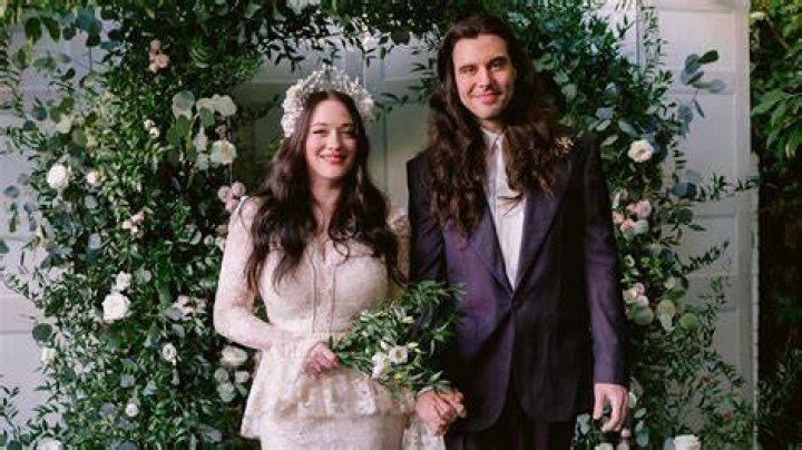 Who Is Kat Dennings and How Did They Meet?